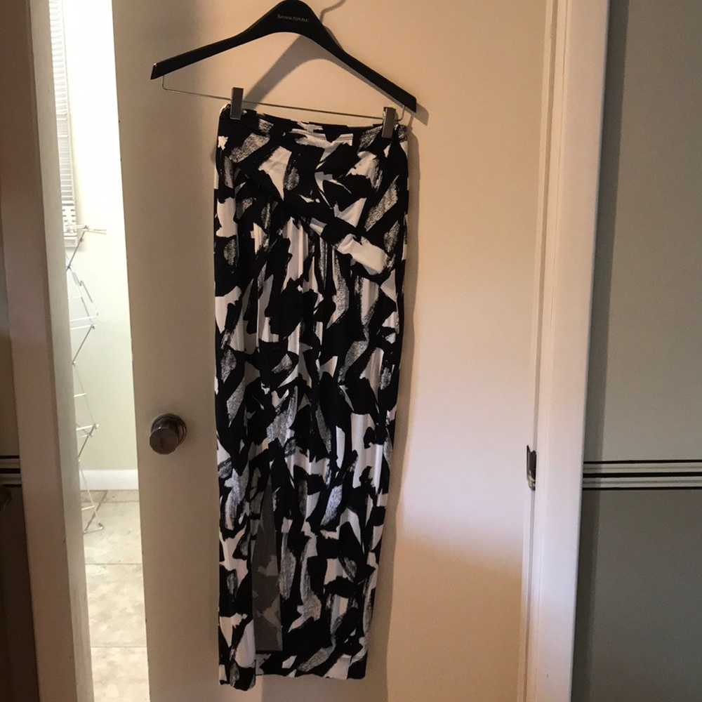Versatile skirt( dress up or down. Weston wear